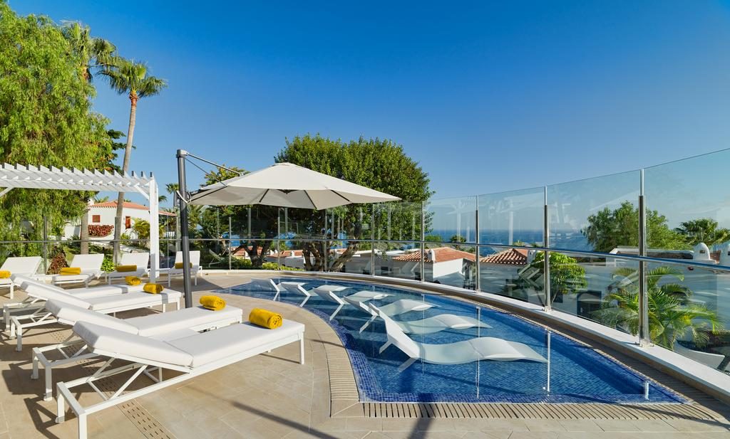 https://golftravelpeople.com/wp-content/uploads/2020/05/Hotel-Jardin-Tecina-la-Gomera-Swimming-Pools-Gym-Leisure-1-1024x617.jpg