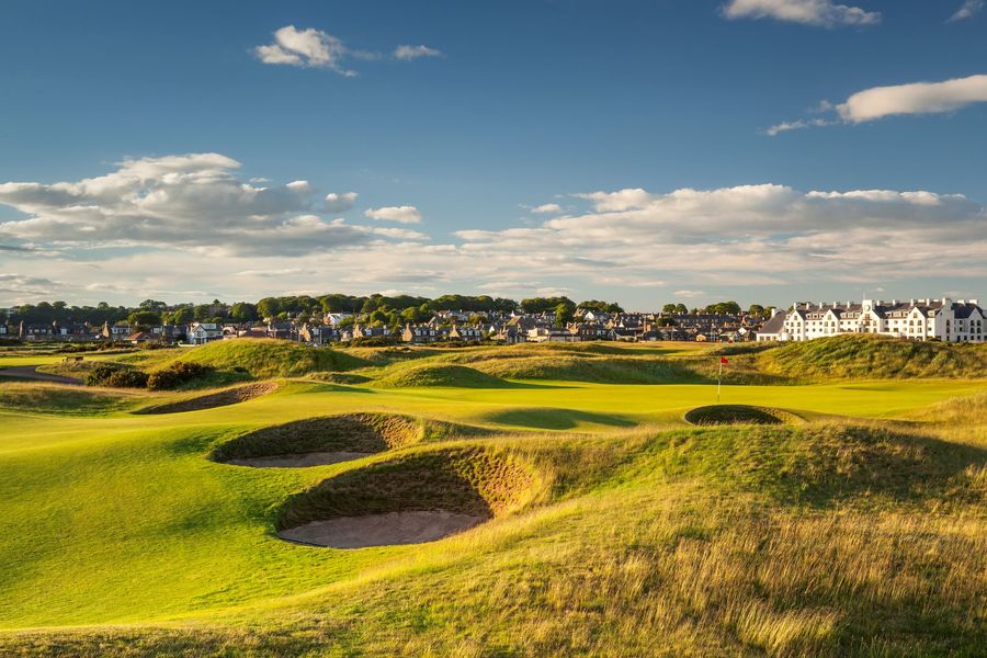 https://golftravelpeople.com/wp-content/uploads/2020/07/Golf-Holidays-in-Scotland-7.jpg