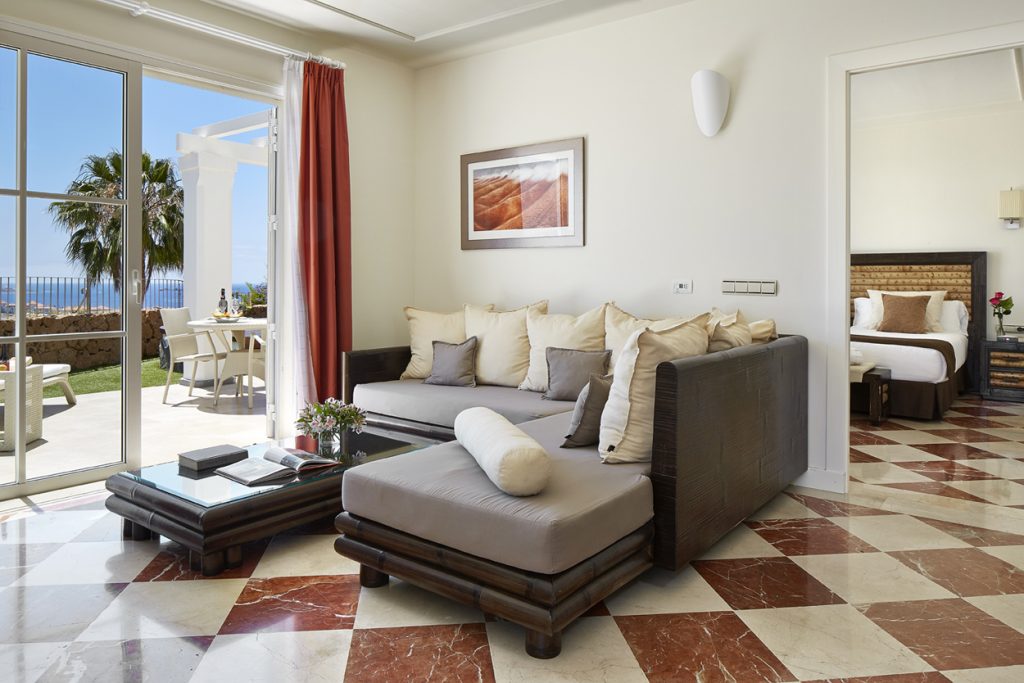 https://golftravelpeople.com/wp-content/uploads/2020/09/Hotel-Suite-Villa-Maria-Costa-Adeje-Tenerife-2-bedroom-villas-4-1024x683.jpg