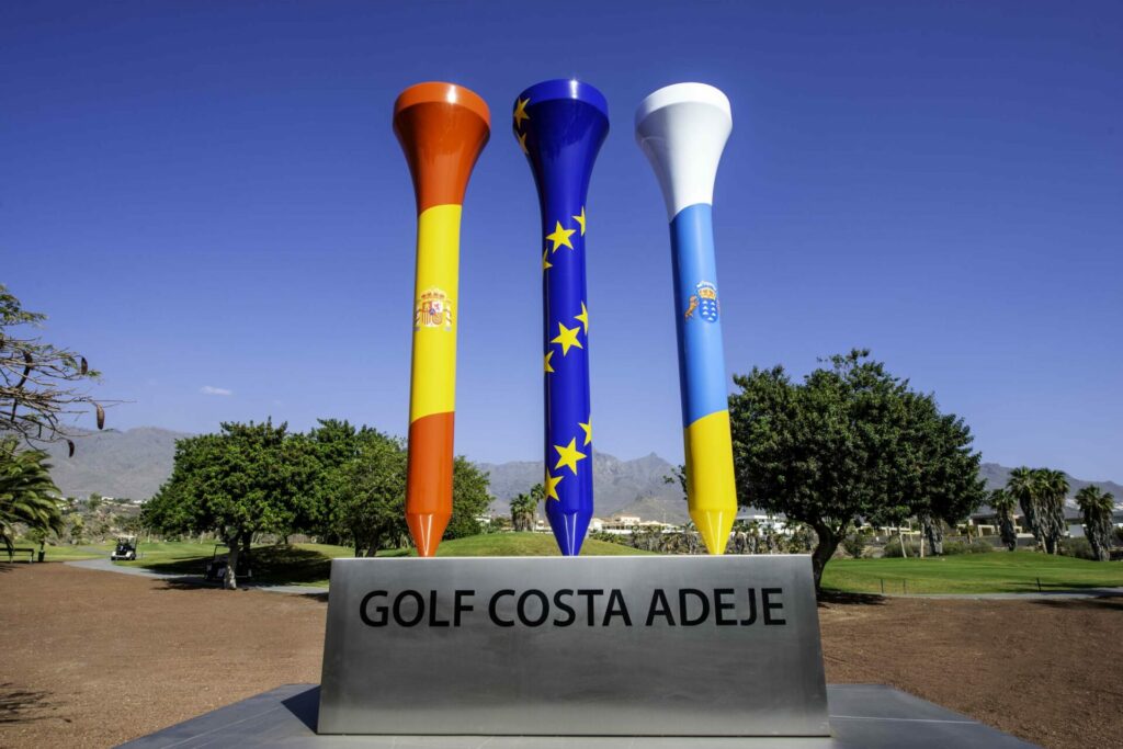 https://golftravelpeople.com/wp-content/uploads/2020/09/Hotel-Suite-Villa-Maria-Costa-Adeje-Tenerife-9-1024x683.jpg