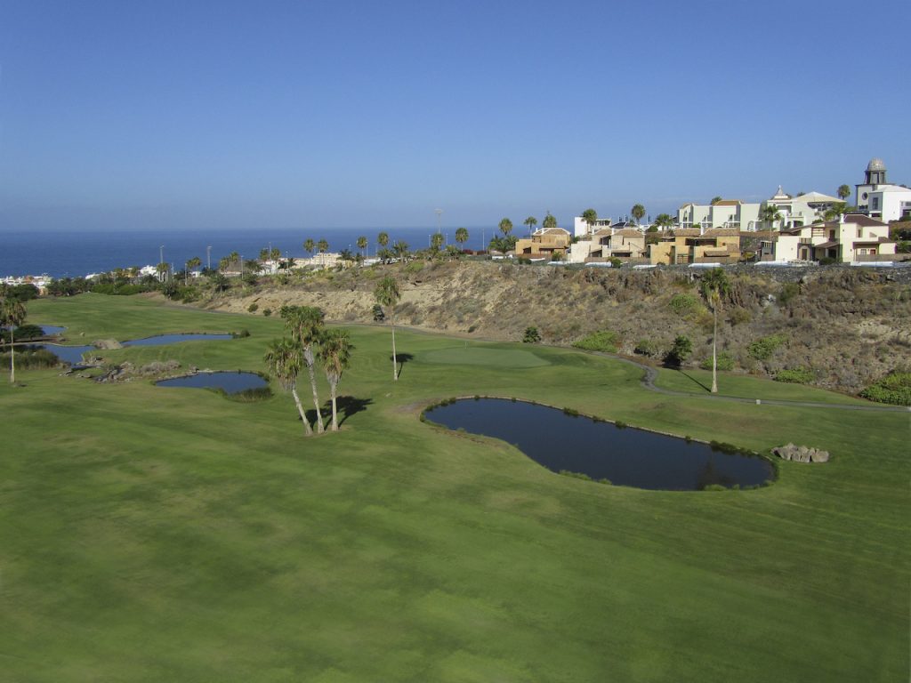 https://golftravelpeople.com/wp-content/uploads/2020/09/Hotel-Suite-Villa-Maria-Costa-Adeje-Tenerife-Los-Lagos-Golf-Course-2-1024x768.jpg