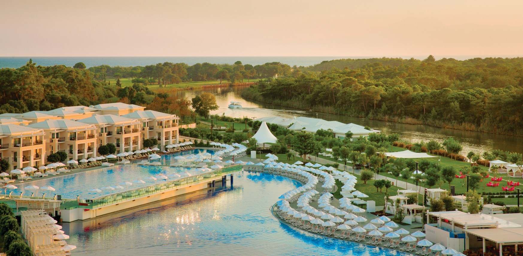 Titanic Deluxe Golf Belek 5*