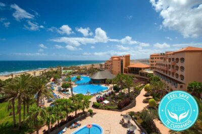 https://golftravelpeople.com/wp-content/uploads/2020/11/Elba-Sara-Beach-Golf-Resort-Fuerteventura-6-1-400x266.jpg