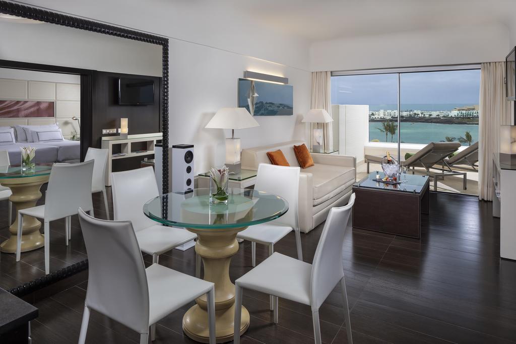 https://golftravelpeople.com/wp-content/uploads/2020/11/Melia-Salinas-Hotel-Lanzarote-Bedrooms-1.jpg