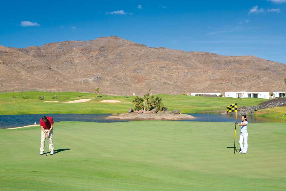 https://golftravelpeople.com/wp-content/uploads/2020/11/Playitas-Golf-Club-Fuerteventura-10.jpg