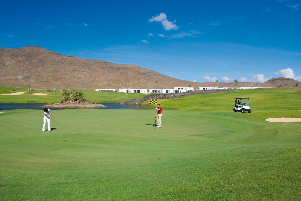 https://golftravelpeople.com/wp-content/uploads/2020/11/Playitas-Golf-Club-Fuerteventura-5.jpg