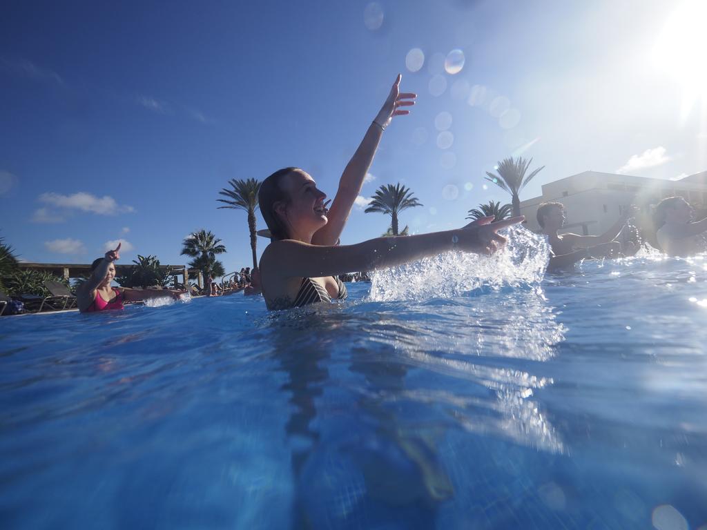 https://golftravelpeople.com/wp-content/uploads/2020/11/Playitas-Resort-Hotel-Fuerteventura-Sports-Leisure-Activities-12-1.jpg