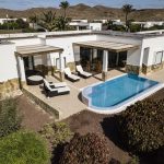 https://golftravelpeople.com/wp-content/uploads/2020/11/Playitas-Resort-Villas-Fuerteventura-11-1-150x150.jpg