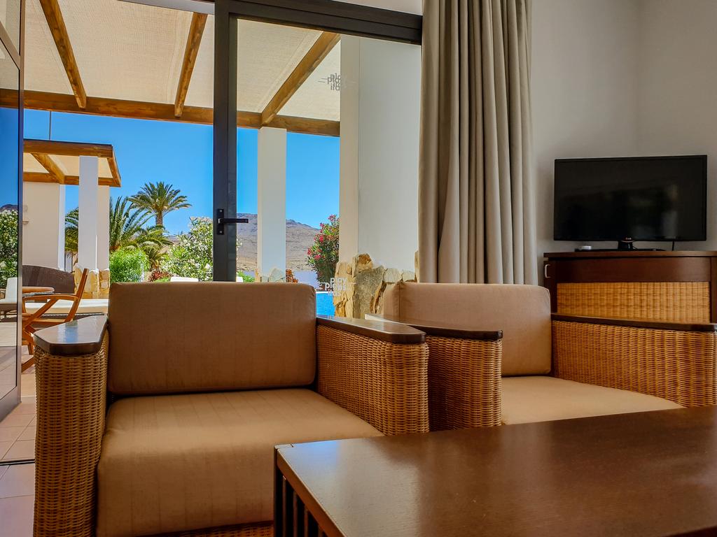 https://golftravelpeople.com/wp-content/uploads/2020/11/Playitas-Resort-Villas-Fuerteventura-19-1.jpg