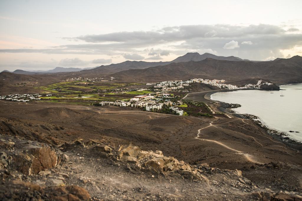 https://golftravelpeople.com/wp-content/uploads/2020/11/Playitas-Resort-Villas-Fuerteventura-29-1.jpg