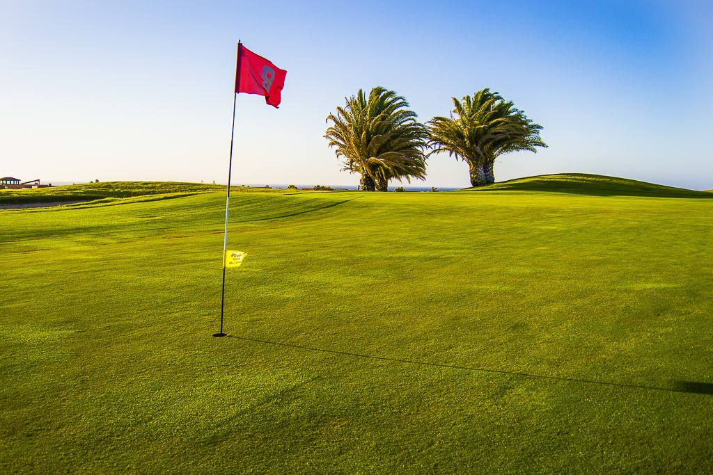 https://golftravelpeople.com/wp-content/uploads/2020/11/Salinas-de-Antigua-Golf-Club-Fuerteventura-12.jpg