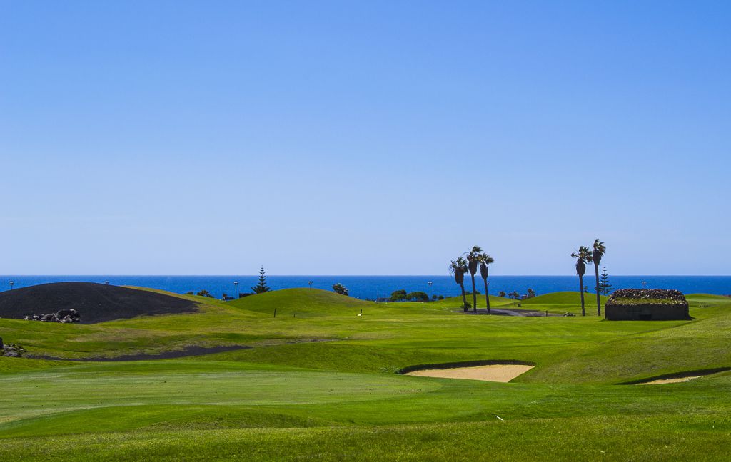 https://golftravelpeople.com/wp-content/uploads/2020/11/Salinas-de-Antigua-Golf-Club-Fuerteventura-15.jpg