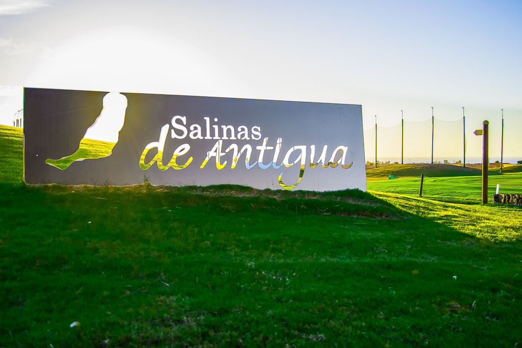 https://golftravelpeople.com/wp-content/uploads/2020/11/Salinas-de-Antigua-Golf-Club-Fuerteventura-25.jpg