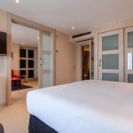 https://golftravelpeople.com/wp-content/uploads/2021/07/Hotel-Melia-Seville-Seville-Bedrooms-14-150x150.jpg