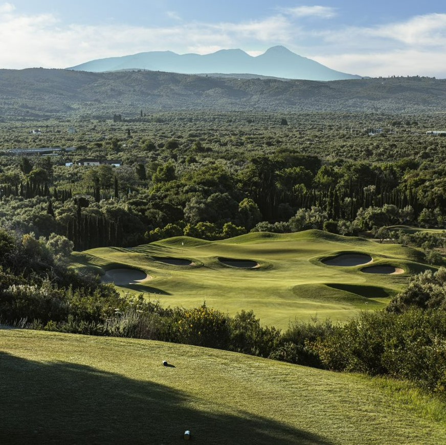 https://golftravelpeople.com/wp-content/uploads/2023/02/Costa-Navarino-Golf-The-Dunes-Course-15.jpg