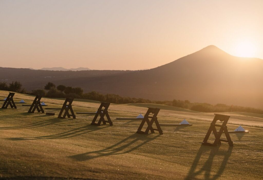 https://golftravelpeople.com/wp-content/uploads/2023/02/The-Hills-Course-at-Costa-Navarino-Greece-1-1024x701.jpg