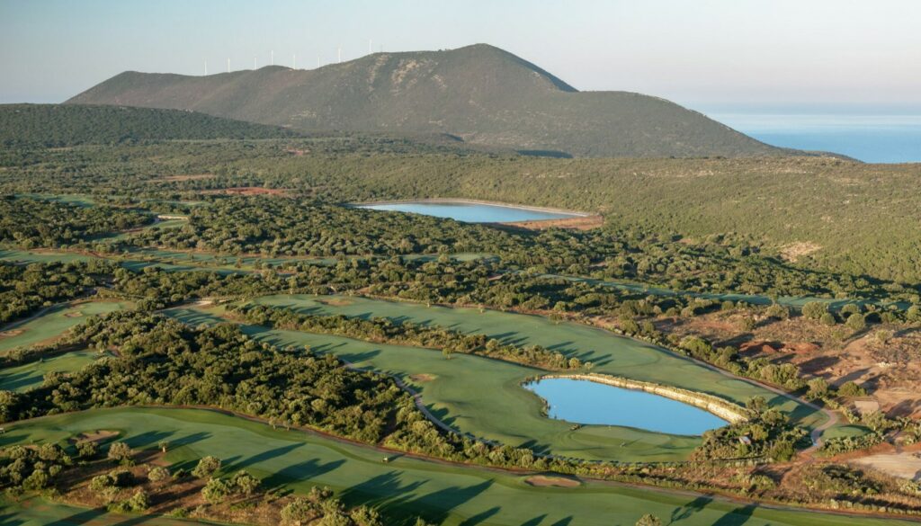 https://golftravelpeople.com/wp-content/uploads/2023/02/The-Hills-Course-at-Costa-Navarino-Greece-10-1024x585.jpg