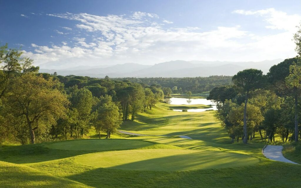 https://golftravelpeople.com/wp-content/uploads/2023/05/PGA-Catalunya-Resort-Girona-Costa-Brava-30-1024x642.jpg