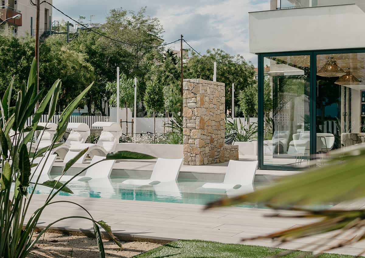 Instants Boutique Hotel 4*