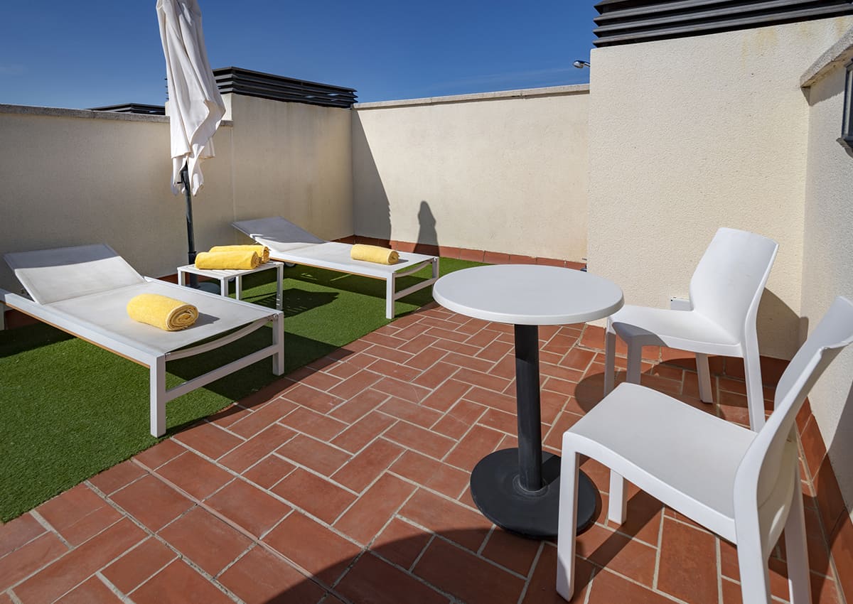 Hotel Monica Cambrils 4*
