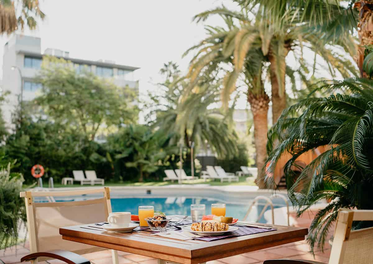 Hotel Monica Cambrils 4*