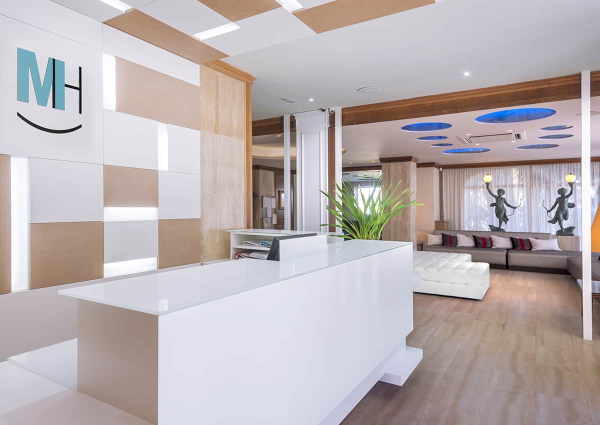 Hotel Monica Cambrils 4*