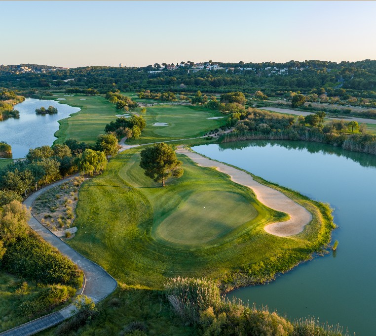 Infinitum Golf-Lakes Course