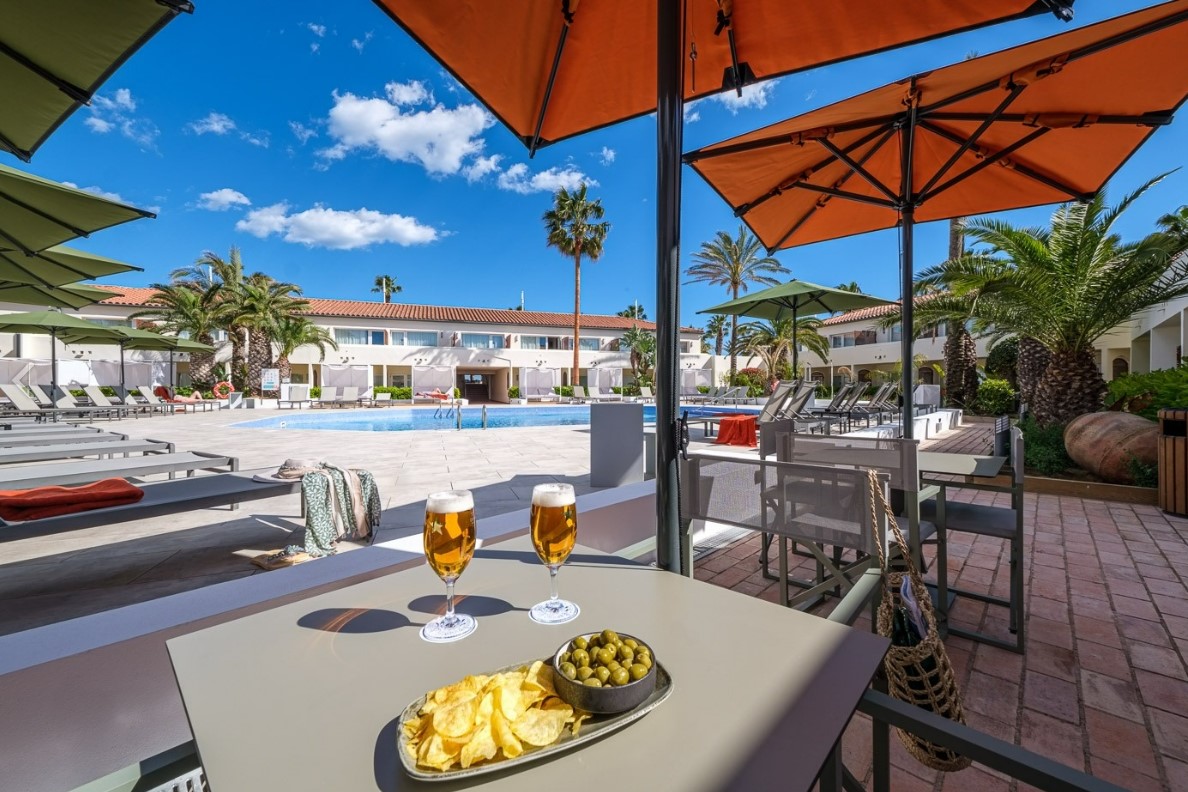Hotel Oassium at Estival Park 4*