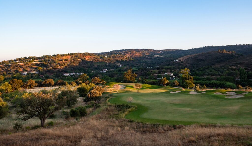 https://golftravelpeople.com/wp-content/uploads/2023/07/Ombria-Resort-Golf-Club-Algarve-Portugal-2-1024x595.jpg