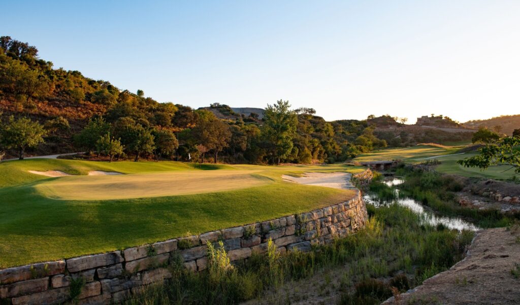https://golftravelpeople.com/wp-content/uploads/2023/07/Ombria-Resort-Golf-Club-Algarve-Portugal-5-1024x602.jpg