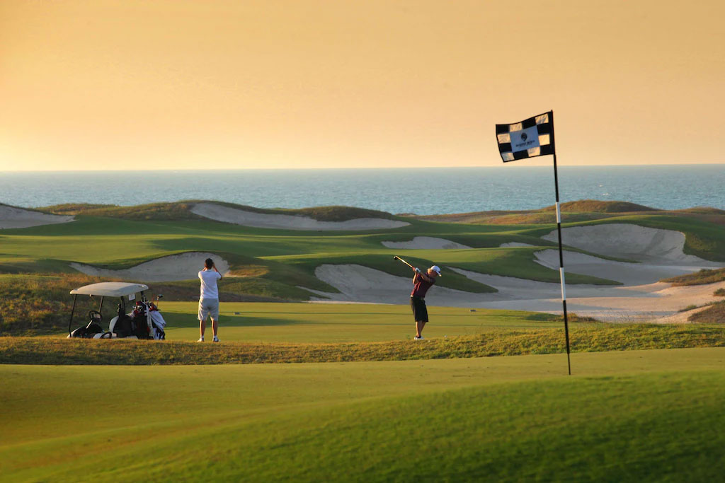 https://golftravelpeople.com/wp-content/uploads/2023/07/Park-Hyatt-Abu-Dhabi-Hotel-Villas-23.jpg