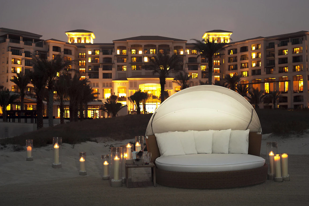 https://golftravelpeople.com/wp-content/uploads/2023/07/The-St.-Regis-Saadiyat-Island-Resort-Abu-Dhabi-21.jpg