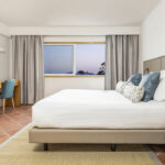 https://golftravelpeople.com/wp-content/uploads/2024/04/Patio-Suite-Hotel-Albufeira-Algarve-Portugal-Bedrooms-Apartments-Suites-19-150x150.jpg