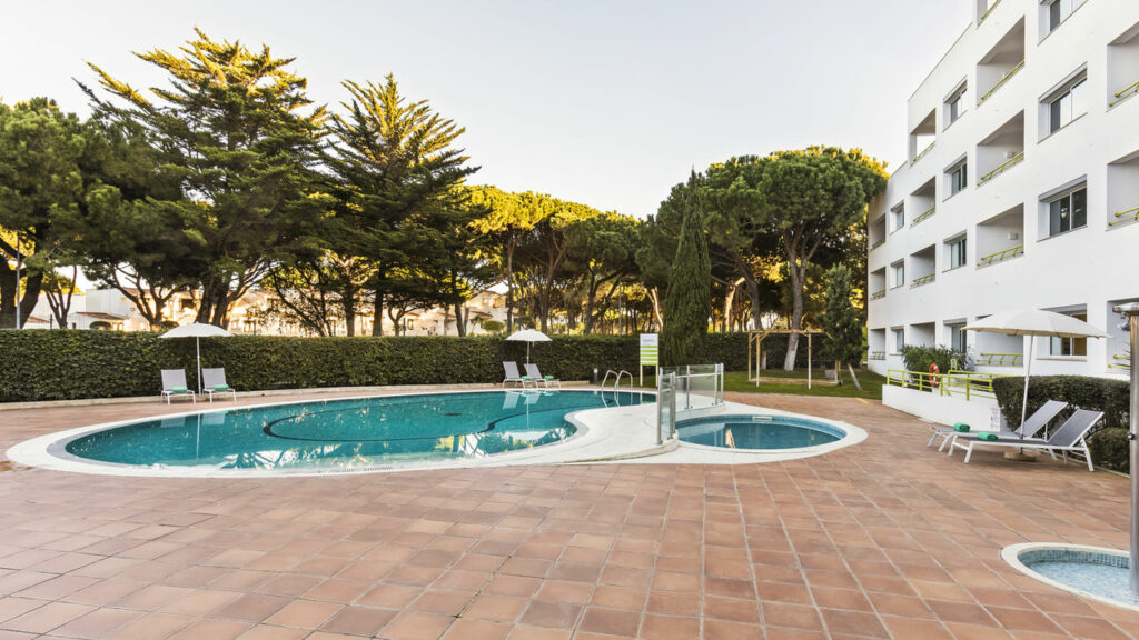 https://golftravelpeople.com/wp-content/uploads/2024/04/Patio-Suite-Hotel-Albufeira-Algarve-Portugal-Swimming-Pools-Leisure-Facilities-4-1024x576.jpg