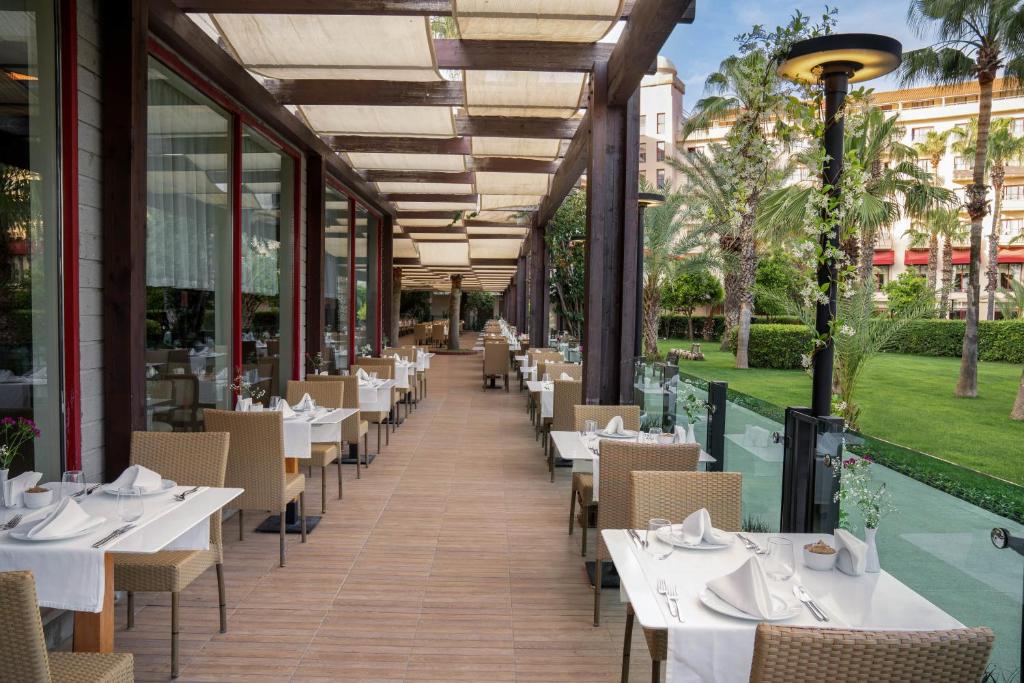 https://golftravelpeople.com/wp-content/uploads/2024/09/Kaya-Belek-Hotel-Restaurants-and-Bars-13.jpg