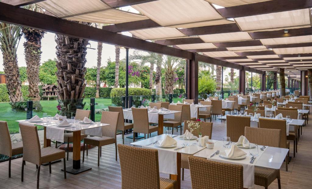 https://golftravelpeople.com/wp-content/uploads/2024/09/Kaya-Belek-Hotel-Restaurants-and-Bars-15.jpg