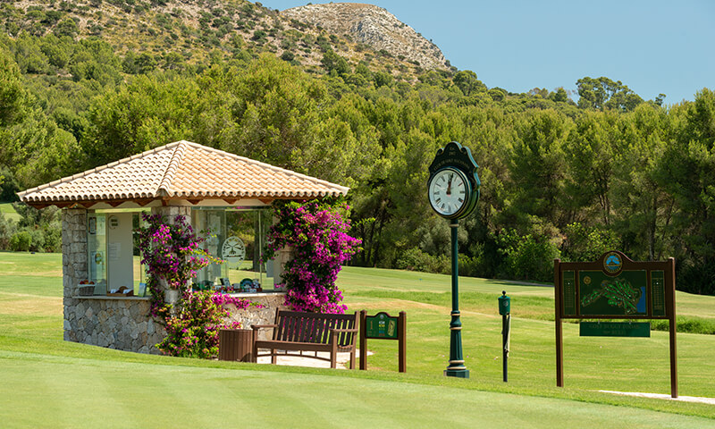 https://golftravelpeople.com/wp-content/uploads/2025/11/Golf-Alcanada-Mallorca-Halfway-house-1.jpg