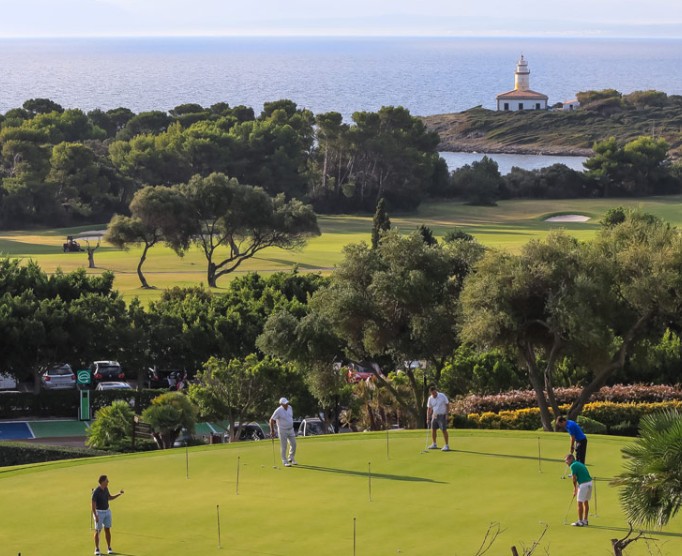 https://golftravelpeople.com/wp-content/uploads/2025/11/Golf-Alcanada-Mallorca-Short-Game-1.jpg