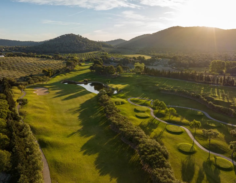 https://golftravelpeople.com/wp-content/uploads/2025/11/Golf-Pula-Mallorca-3.jpg