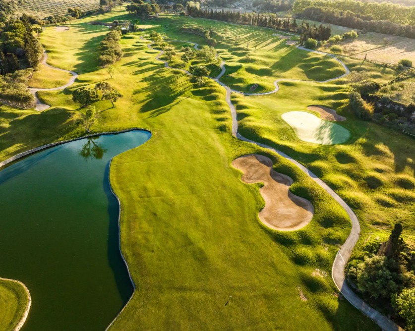https://golftravelpeople.com/wp-content/uploads/2025/11/Golf-Pula-Mallorca-5.jpg