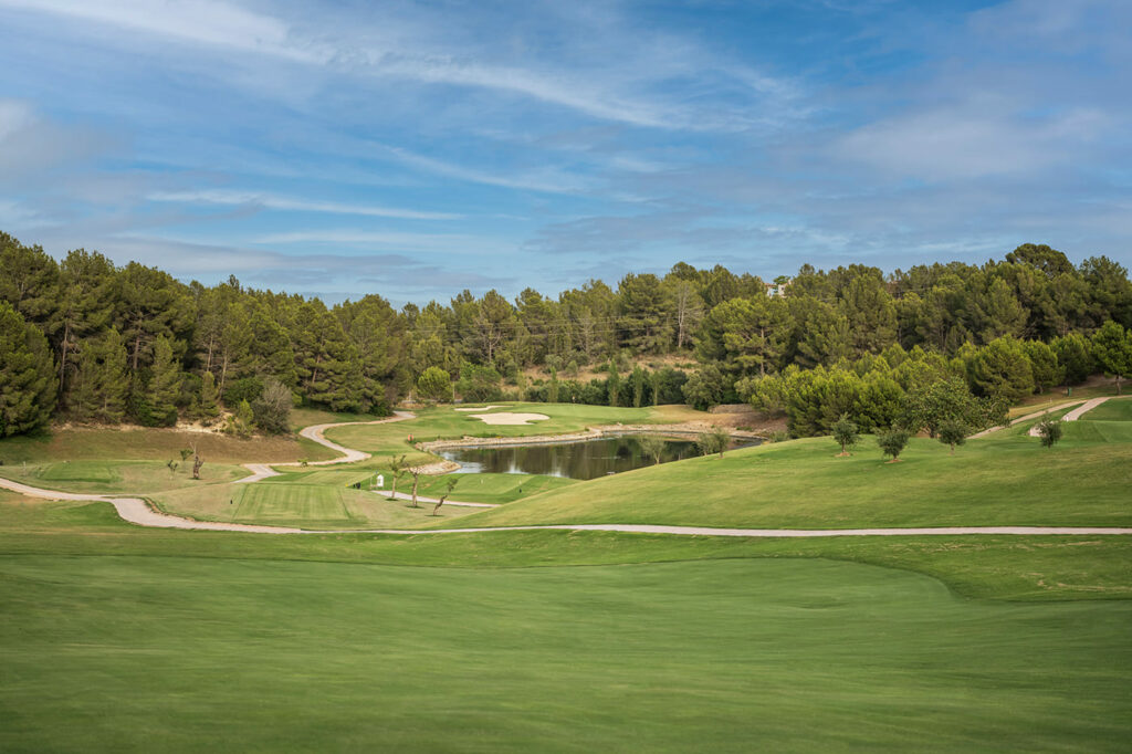 https://golftravelpeople.com/wp-content/uploads/2025/11/Golf-Son-Quint-Mallorca-11-1024x682.jpg