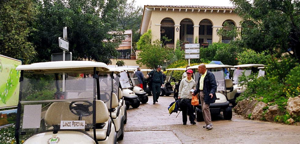 https://golftravelpeople.com/wp-content/uploads/2025/11/Real-Golf-Bendinat-Mallorca-club-jpg.jpg