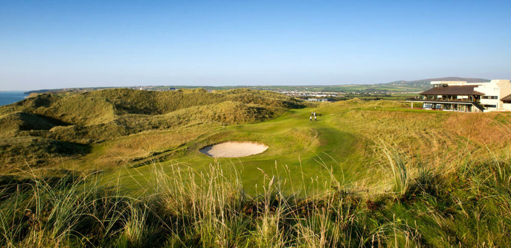 https://golftravelpeople.com/wp-content/uploads/2025/12/Ballybunion-Old-Course_TI72KIH-1024x497.jpg