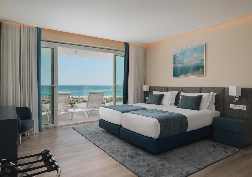 https://golftravelpeople.com/wp-content/uploads/2026/01/Dom-Pedro-Residences-Vilamoura-Rooms-Apartments-Suites-11.jpg