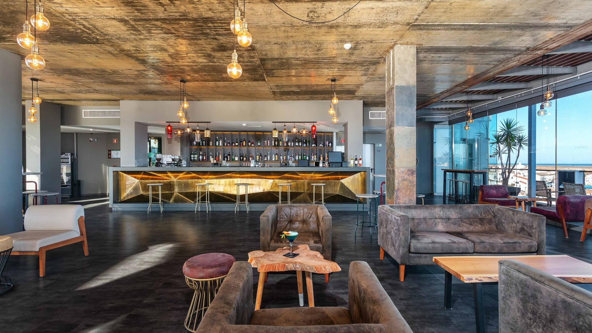 AP Maria Nova Lounge 4*