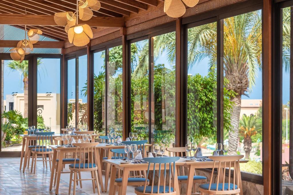 GF Gran Costa Adeje 5*