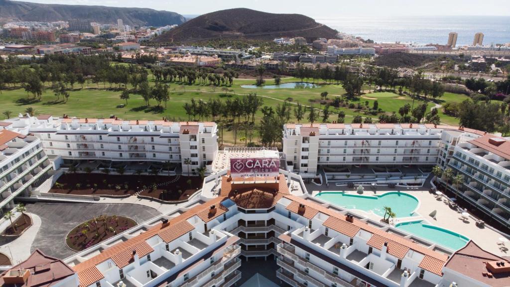 Gara Suites Golf & Spa 4*