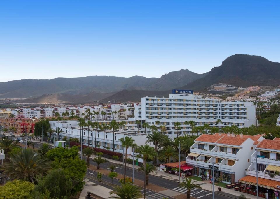 Iberostar Waves Bouganville Playa 4*