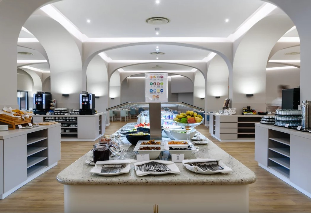 Jupiter Albufeira Hotel 5*