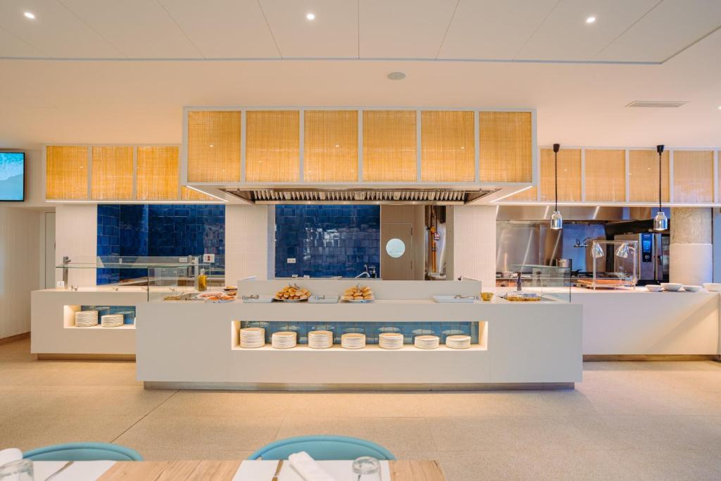 Blaumar Hotel, Salou 4*